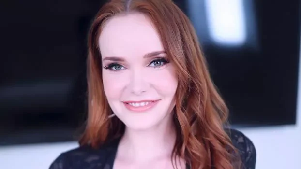 Chloe Foxxe