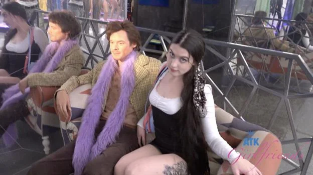 Daydream Daisy Wax Museum Part 1 (Brunette)