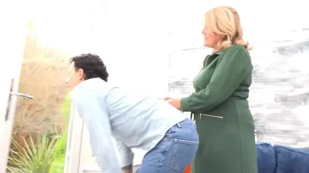 61Yo Busty Mature Gilf Cassandra Makes Her Sizzling Ajx Debut! (Big Ass, 22:15)