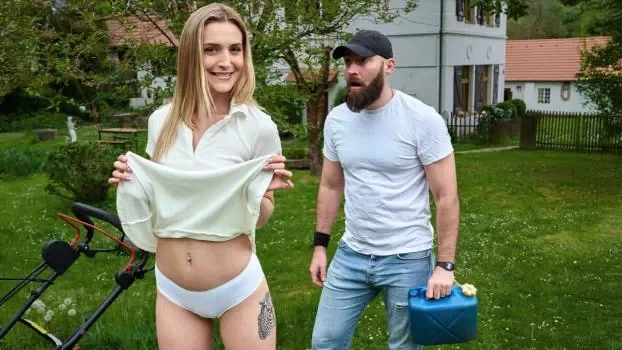 Backyard Cunt Service (Blonde)