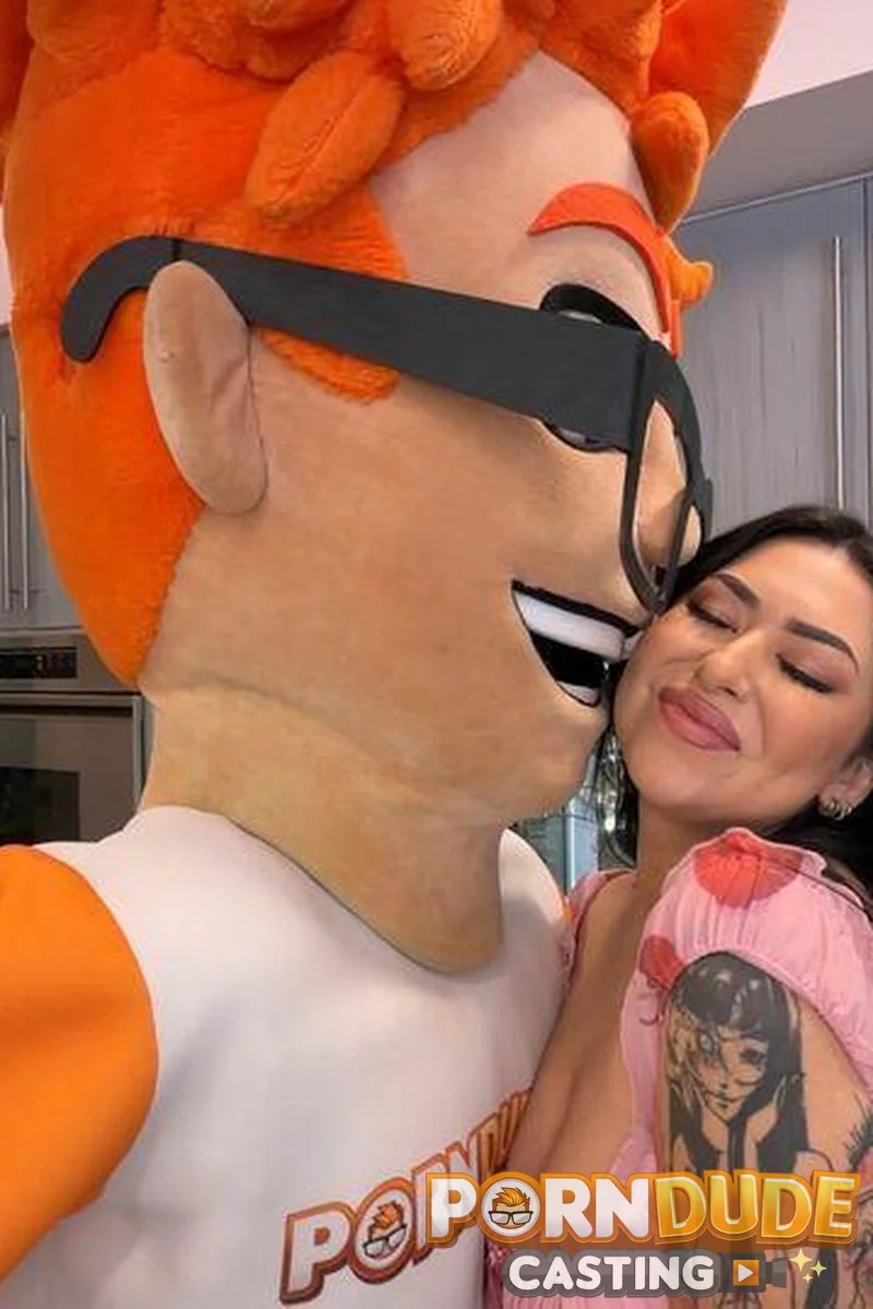 PornDudeCasting – Melissa Moore Fills Up On Porn Dude Sausage