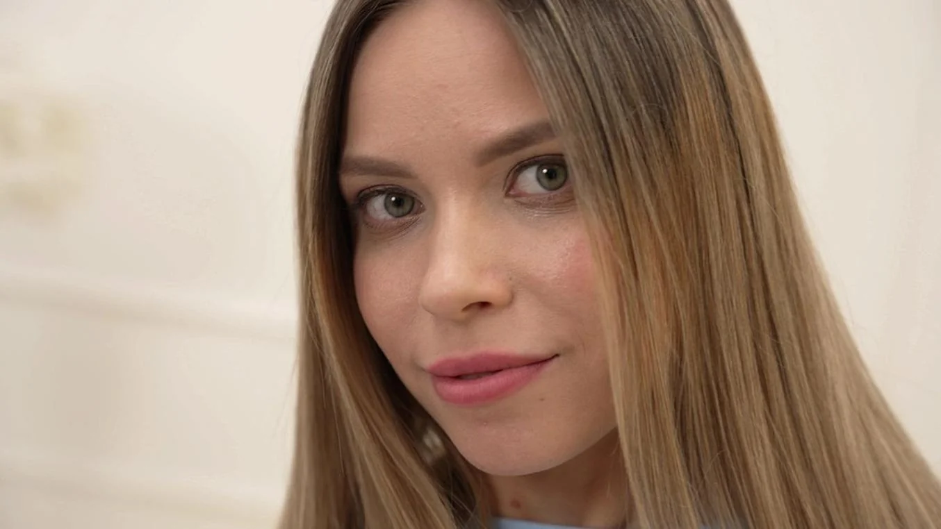 Kira Small – Big Cock Crush Ass Beautiful Kira And Cum In Mouth