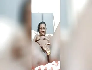 Watch me making myself cum.