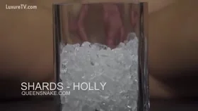 QueenSnake – Shards – Holly 2