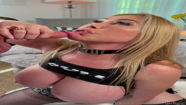 Kianna Dior Tragaleche Mamada