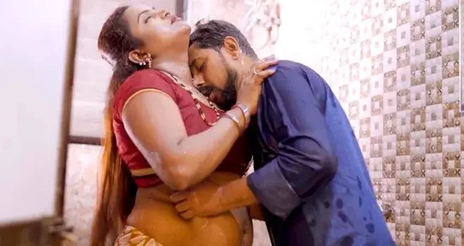 Curvy Indian MILF Fucking In Bathroom