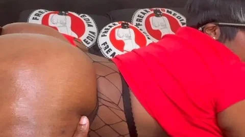FreakMobMedia – Clappin Ms Londons Cheeks! [34:51]
