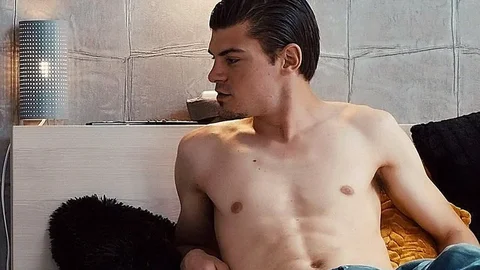 BrazzersExxtra – Die beste Freundin meiner Schwester (Großer Schwanz)