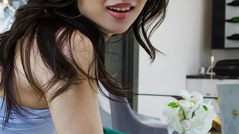 NeighborAffair – Kimmy Kimm Takes Full Advantage Of Halftime To Get Naughty With Her Neighbor