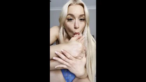 Elle Brooke Footjob Fantasy