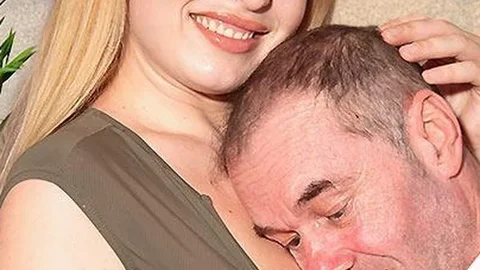 BeautyAndTheSenior – Cutie Playing With A Horny Senior