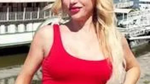 JacquieEtMichelTV – Maya, 28 Years Old, Sublime Blonde From Cassis!