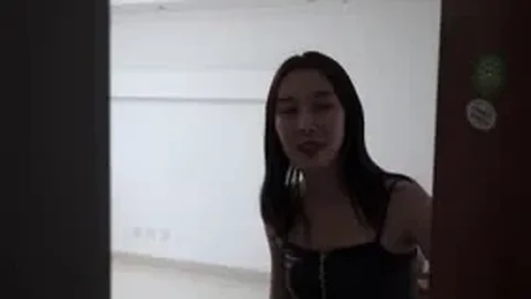 Iris Leon Cum Filled Mouth Tour