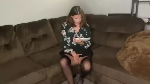 Maggierosexo – Naughty Mommy Therapist & Her Bitchboy