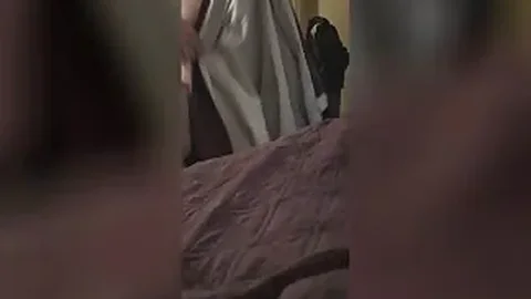 ssbbw posing for hubby