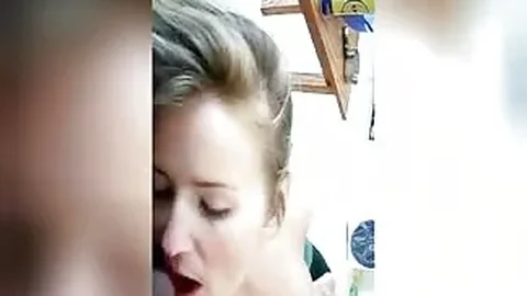 Blonde girlfriend deepthroat amateur