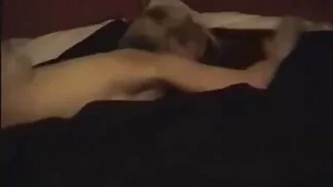 Salope se fait bien enculer par un gros noir
