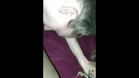 فتاة حساسة تحب الفرك القاسي