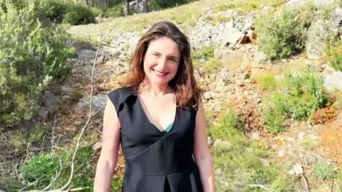 Lila, 35 Years Old, Writing Teacher In Arcachon!