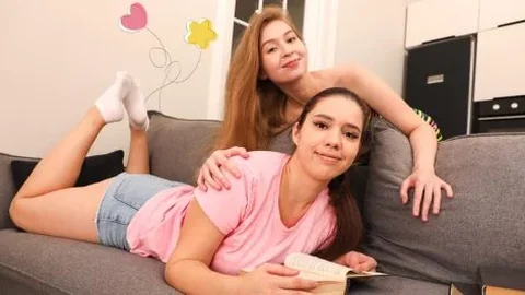 Molly And Lexy Sweet Scissoring