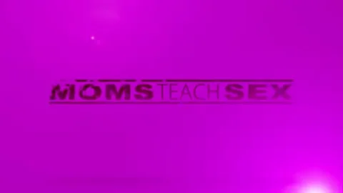 Momsteachsex – Glück von dem Stief Sohn – S12:E7