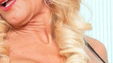 Mother Knows Best Does She Give Great Head