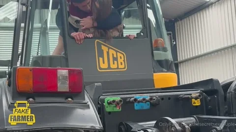 Brook Logan Ruw Geneukt En Gecreampied Op NEP VRACHTWAGEN