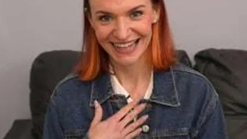 BrandNewAmateurs – Katie S;;Czerwona MILF głośno na castingiu!