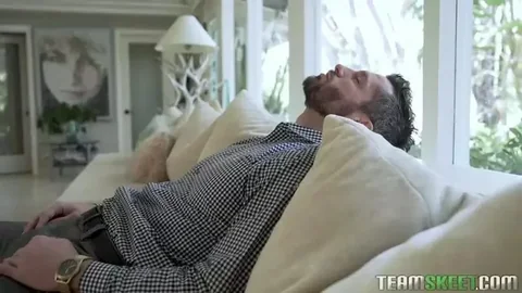 Magical Hippie Spinner Helps Friends Father with the Cum Down (Blowjob)