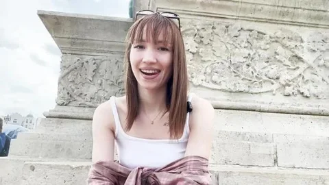 Kate, 25 anni, modella molto sensuale