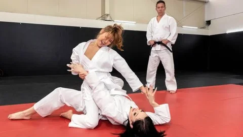 Dojo Pussy Slam (Asian)