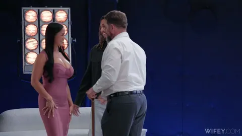 WIFEY – Jazmine And Jr: Hotwife Wants Black Cock