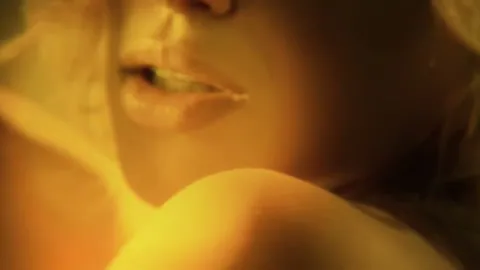 Cheating Wife Can’t Help Herself