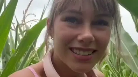 onlyfans Angele ice French blonde cute hardcore mikess
