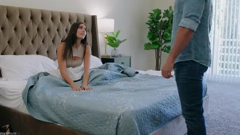 Isa Bella Begs For A Deep Drilling (Blowjobs)
