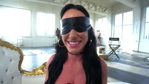 Hollywood Whore – Scene 6 – Gangbang (Blowjobs)
