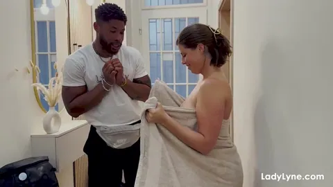 Getting A Full Fuck Treatment (Big Ass)
